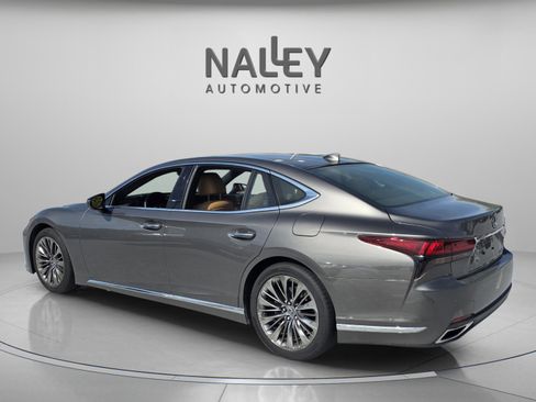 Used 2021 Lexus LS 500 w/ Accessory Package (Z2) image 3