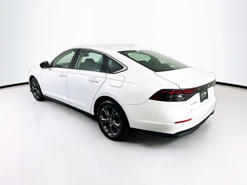 Used 2023 Honda Accord EX image 5