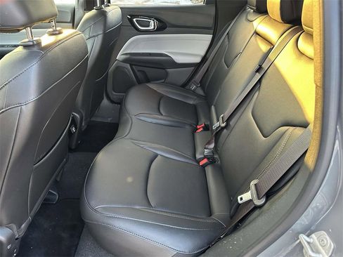 Used 2024 Jeep Compass Limited image 12