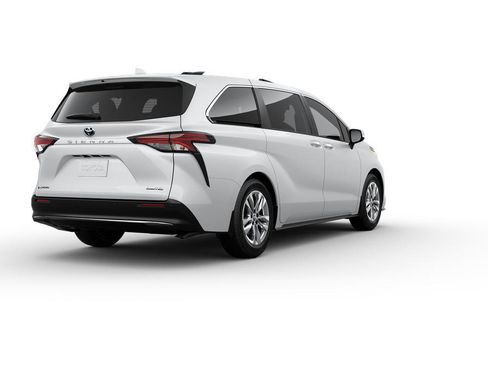 New 2025 Toyota Sienna Limited image 9