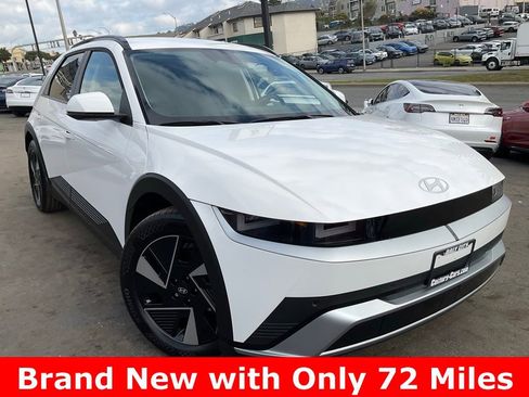 Used 2025 Hyundai Ioniq 5 SEL image 1