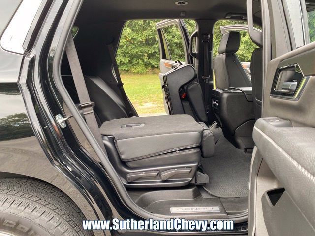 Used 2025 GMC Yukon Denali AWD/4WD image 43