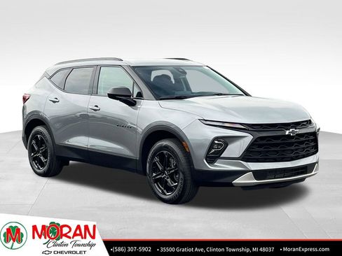 Certified 2023 Chevrolet Blazer LT w/ Convenience Package image 8