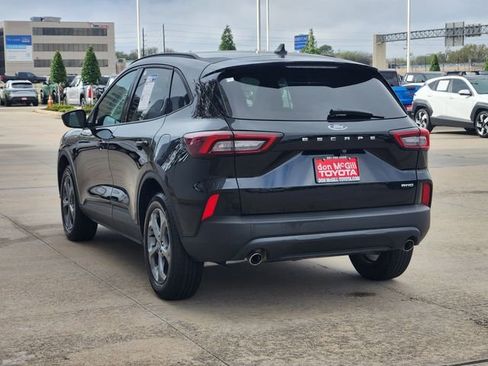 Used 2025 Ford Escape ST-Line image 5