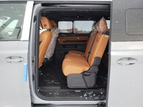 New 2025 Volkswagen ID. Buzz Pro S image 11