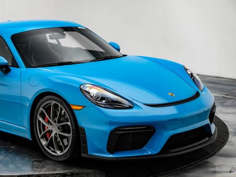 Used 2020 Porsche 718 Cayman GT4 RWD image 28
