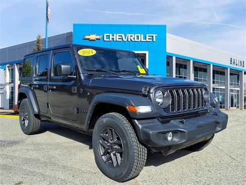 Used 2024 Jeep Wrangler Sport S image 1