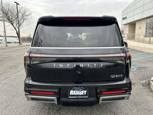 Certified 2025 INFINITI QX80 Sensory image 27