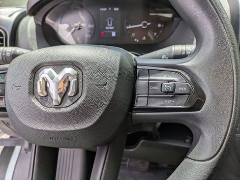 Used 2023 RAM ProMaster 2500 FWD image 17