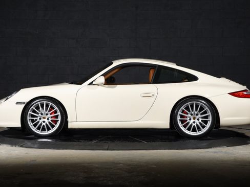 Used 2009 Porsche 911 Carrera S RWD image 14