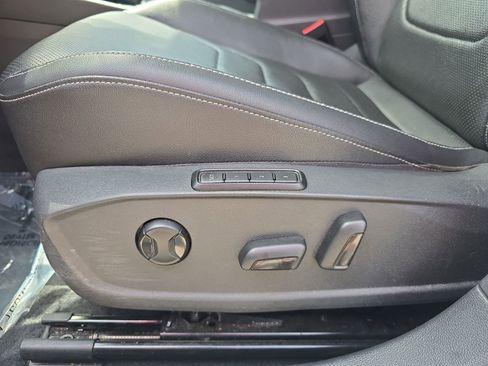 Used 2019 Volkswagen Jetta SEL Premium FWD image 30