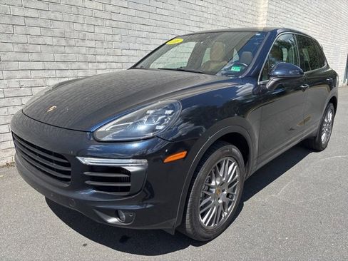 Used 2016 Porsche Cayenne S image 7