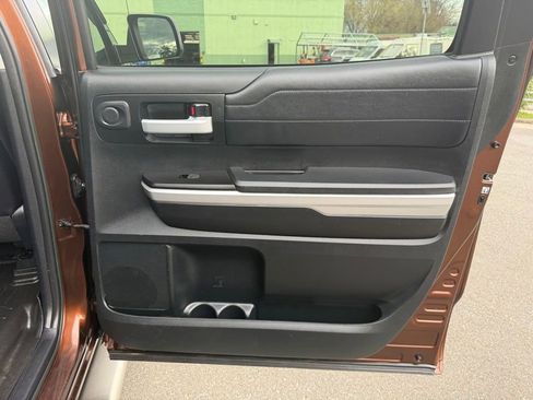 Used 2017 Toyota Tundra Limited w/ Limited Premium Package image 32