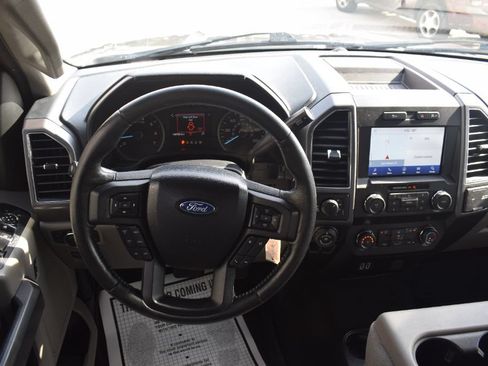 Used 2019 Ford F150 XLT w/ Equipment Group 302A Luxury AWD/4WD image 13