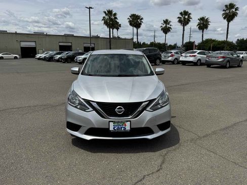 Used 2018 Nissan Sentra S FWD image 5