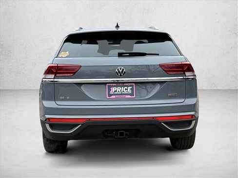 Used 2021 Volkswagen Atlas Cross Sport SE image 6