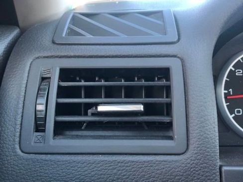 Used 2007 Ford Fusion SE image 42