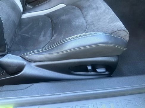 Used 2020 Chevrolet Camaro SS image 18