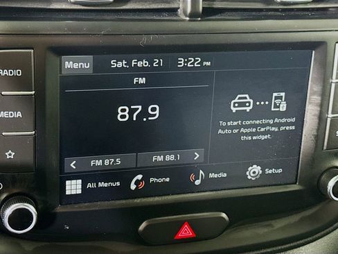 Used 2025 Kia Soul LX w/ LX Technology Package image 6