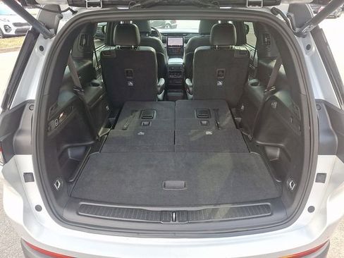 Used 2024 Jeep Grand Cherokee L Limited w/ Luxury Tech Group II image 34