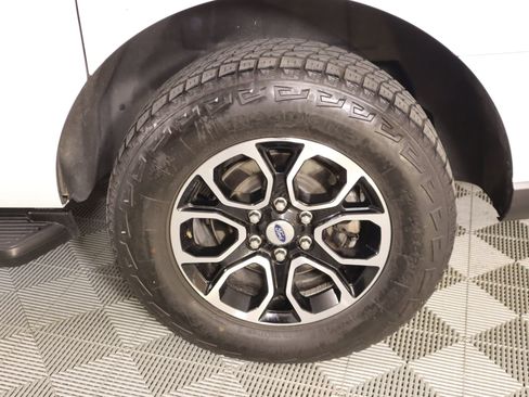 Used 2024 Ford Expedition Max XLT image 20