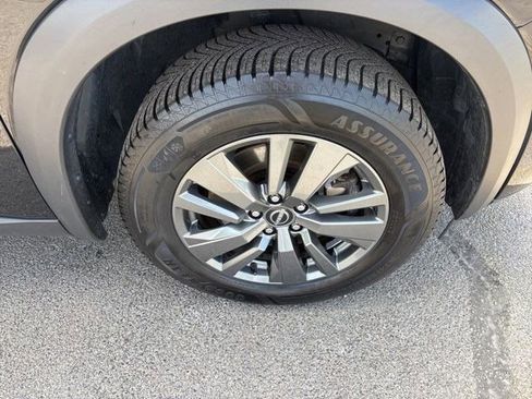 Used 2024 Nissan Pathfinder SV AWD/4WD image 42