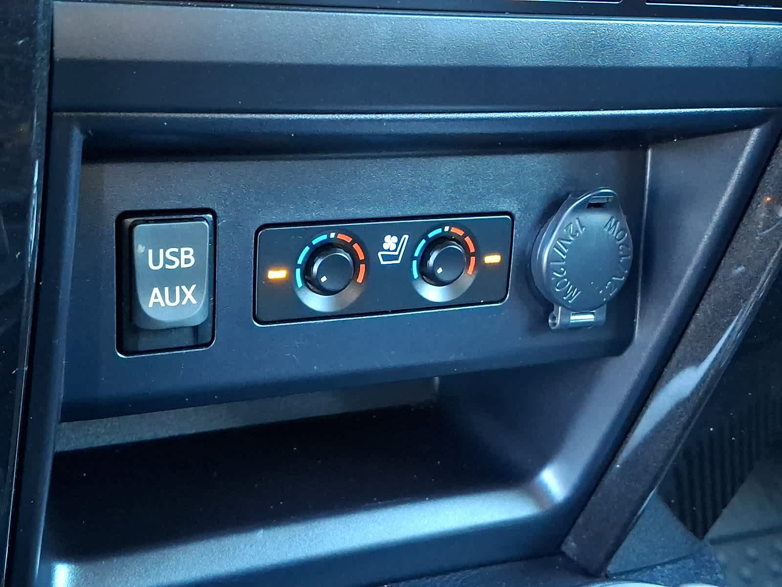 Used 2019 Toyota 4Runner Limited AWD/4WD image 28