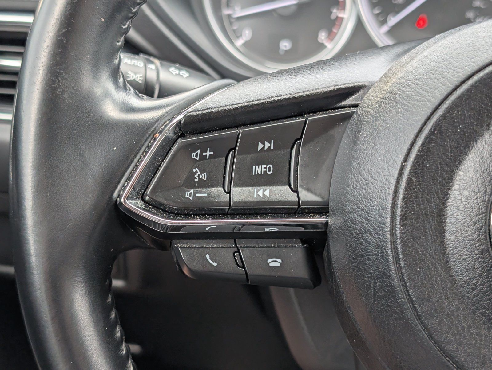 Used 2020 MAZDA CX-5 Touring AWD/4WD image 17