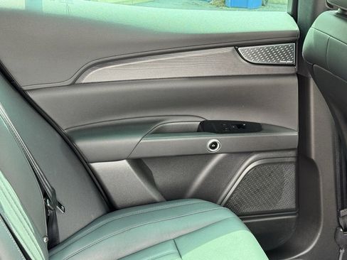 Used 2024 Maserati Grecale GT image 24