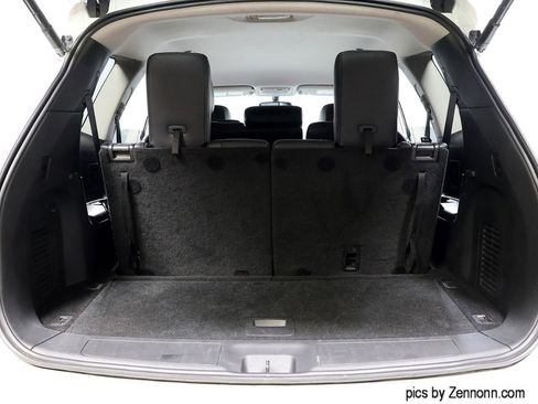 Used 2018 Nissan Pathfinder SL w/ Midnight Edition Package image 31