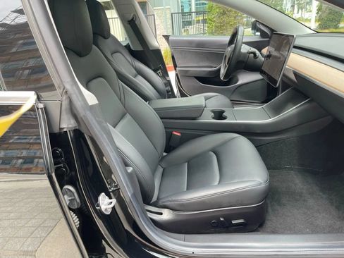 Used 2019 Tesla Model 3 Standard Range Plus RWD image 13