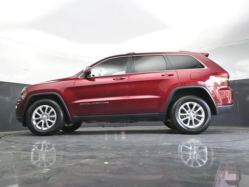 Used 2021 Jeep Grand Cherokee Laredo RWD image 42