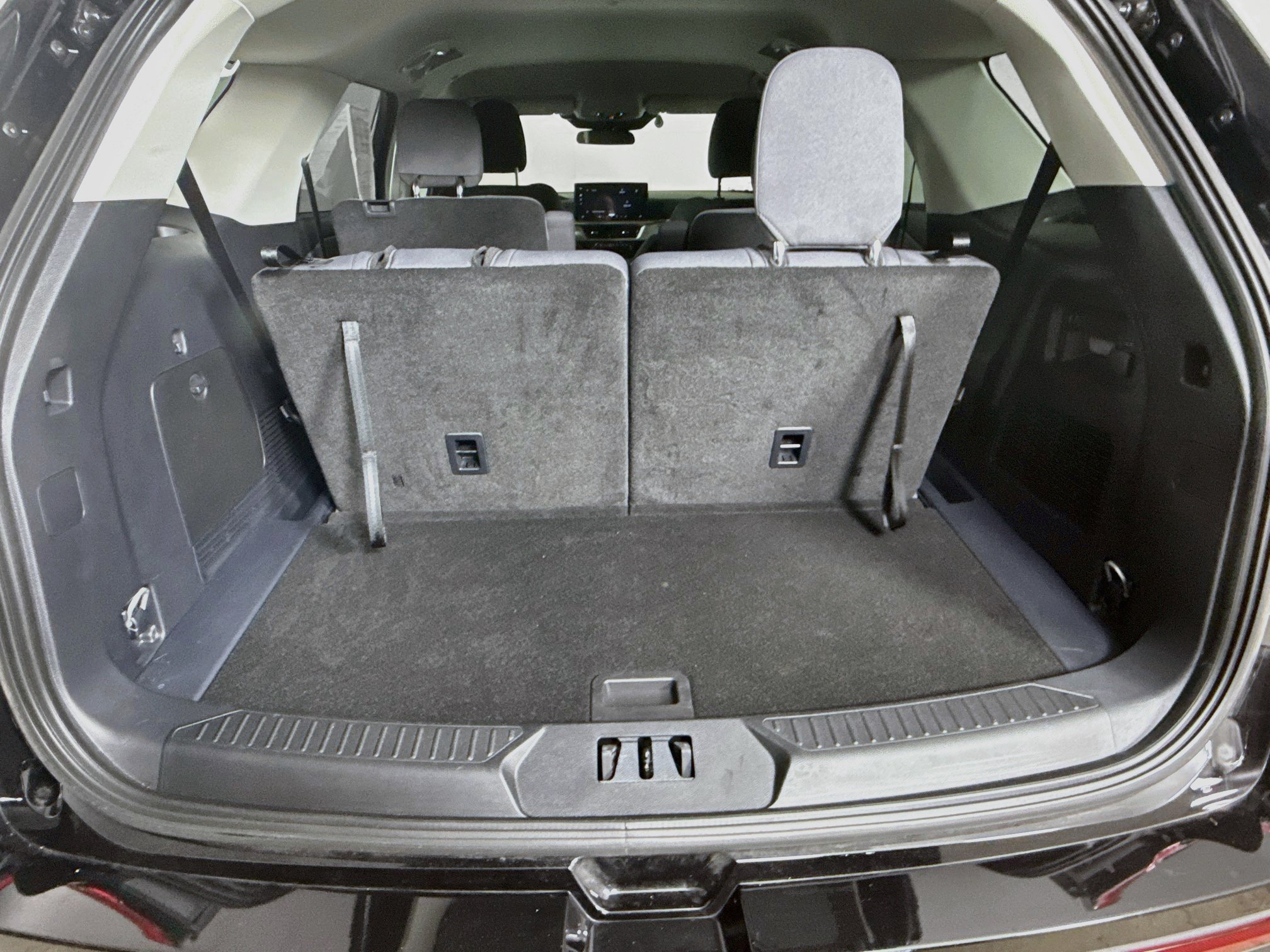 Used 2026 Ford Explorer Active RWD image 32