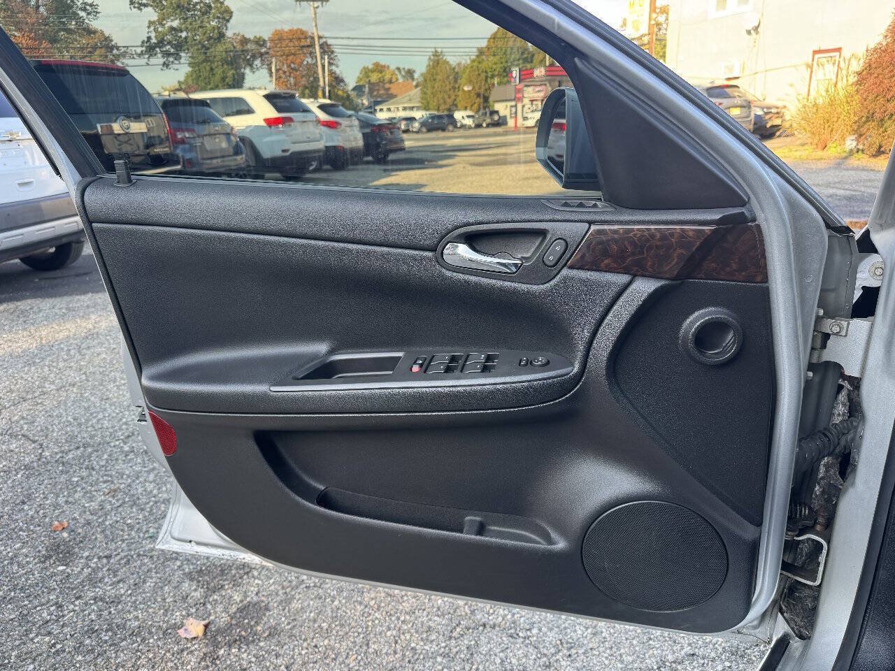 Used 2016 Chevrolet Impala Limited LS FWD image 30
