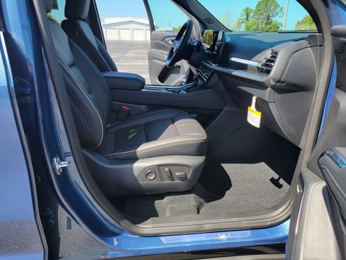 New 2026 Chevrolet Traverse High Country w/ LPO, Floor Liner Package image 33