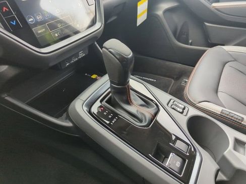 Used 2025 Subaru Crosstrek 2.5i Limited AWD/4WD image 30