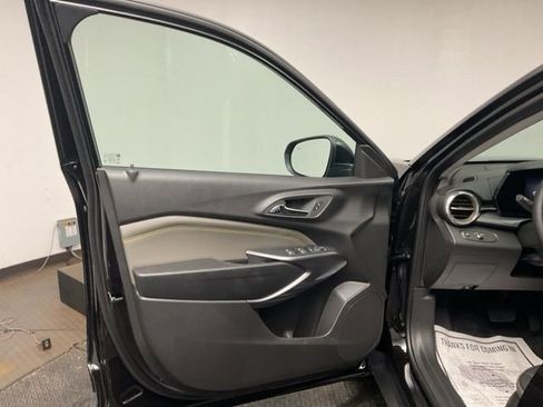 New 2026 Chevrolet Trax ACTIV w/ Driver Confidence Package image 9