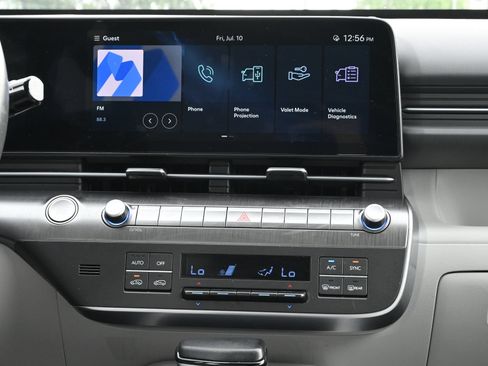 Used 2025 Hyundai Kona SEL AWD/4WD image 13