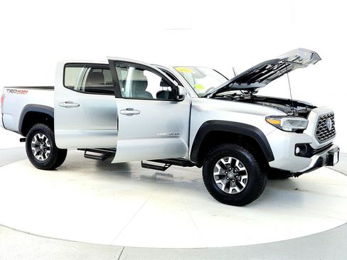 Certified 2023 Toyota Tacoma 4x4 Double Cab image 12
