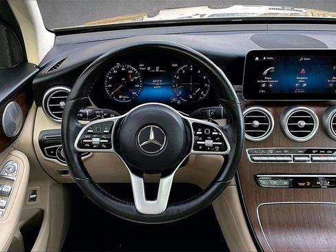 Used 2020 Mercedes-Benz GLC 300 4MATIC image 8
