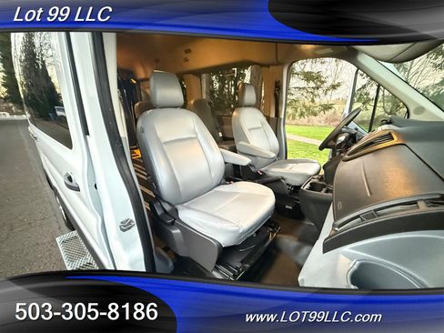 Used 2018 Ford Transit 150 XL image 19