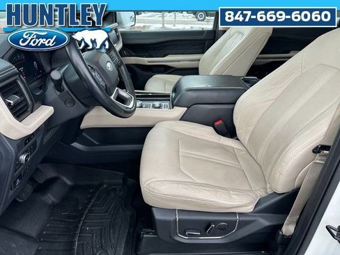 Used 2022 Ford Expedition Platinum image 21
