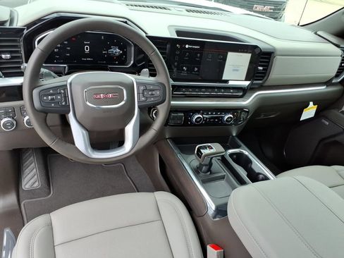 New 2026 GMC Sierra 1500 SLT w/ SLT Premium Plus Package AWD/4WD image 17