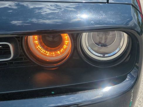 Used 2022 Dodge Challenger GT RWD image 11