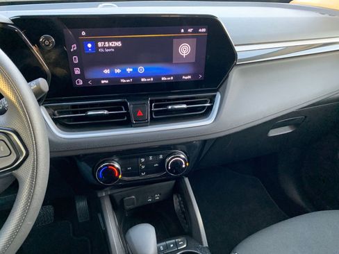 Used 2025 Chevrolet TrailBlazer LT image 18