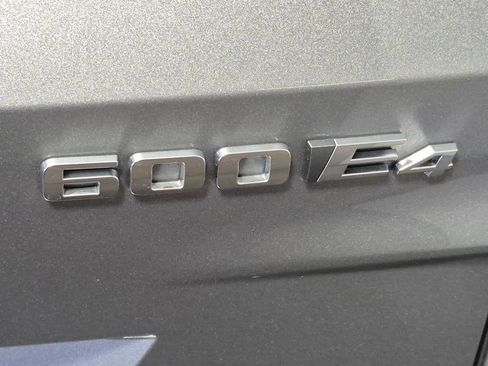 New 2026 Cadillac Lyriq Premium Luxury image 9