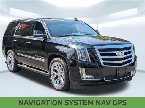 Used 2020 Cadillac Escalade Premium Luxury image 8