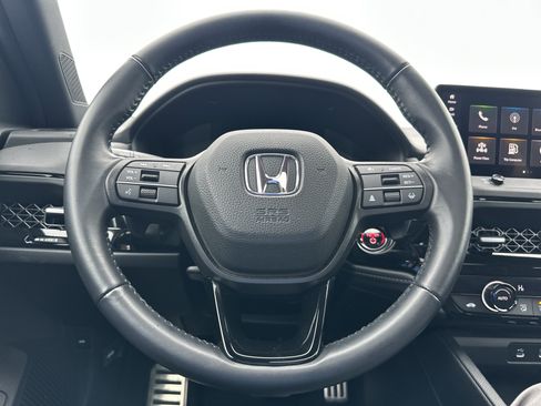 Certified 2023 Honda Accord Sport image 18