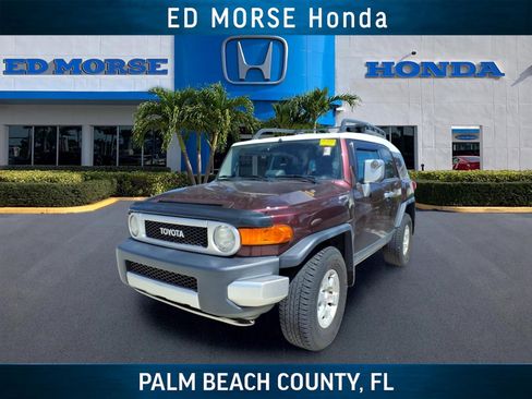 Used 2007 Toyota FJ Cruiser 4WD image 1