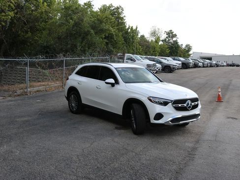 Used 2026 Mercedes-Benz GLC 300 image 7